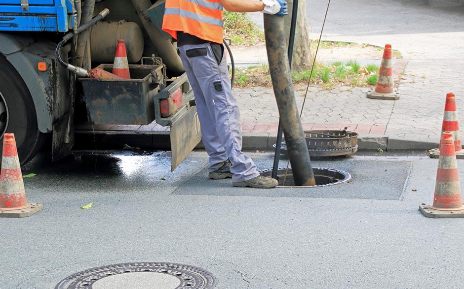 déboucher grosse canalisation Cachan